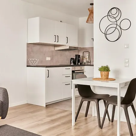 Elegantes 1 Neubau Lage Daire *